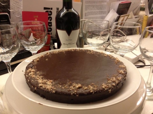Flourless Chocolate Cake with Bittersweet Chocolate Glaze